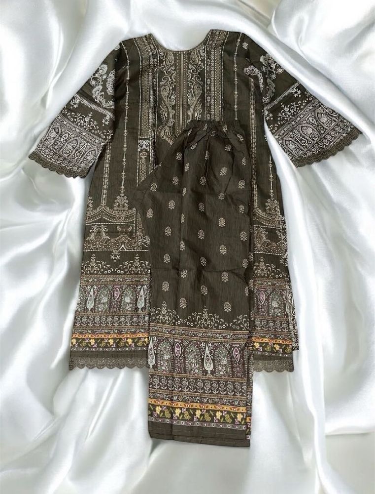 Winter Pakistani Full Sleeve 3 Piece Salwar Set