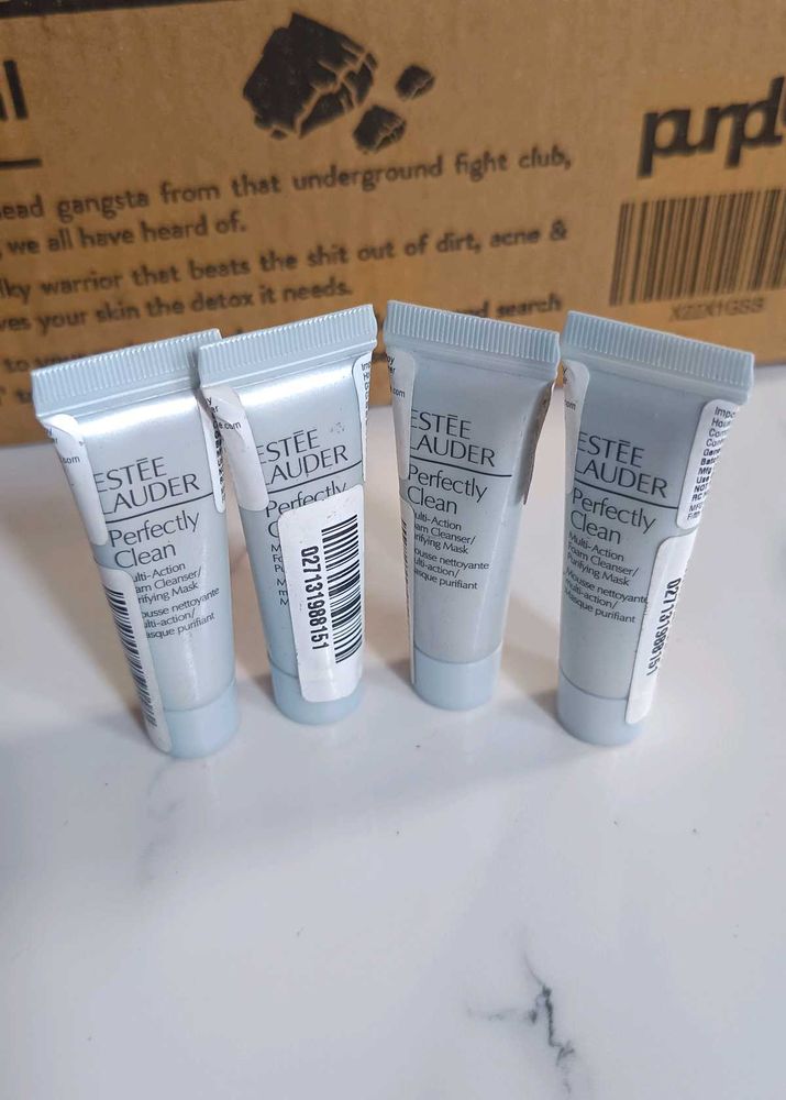 Estee Lauder Perfectly Clean