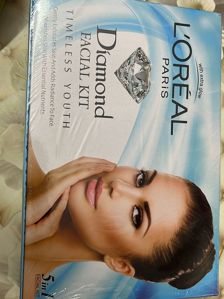 L’Oreal Paris Diamond Facial Kit 500 Gm