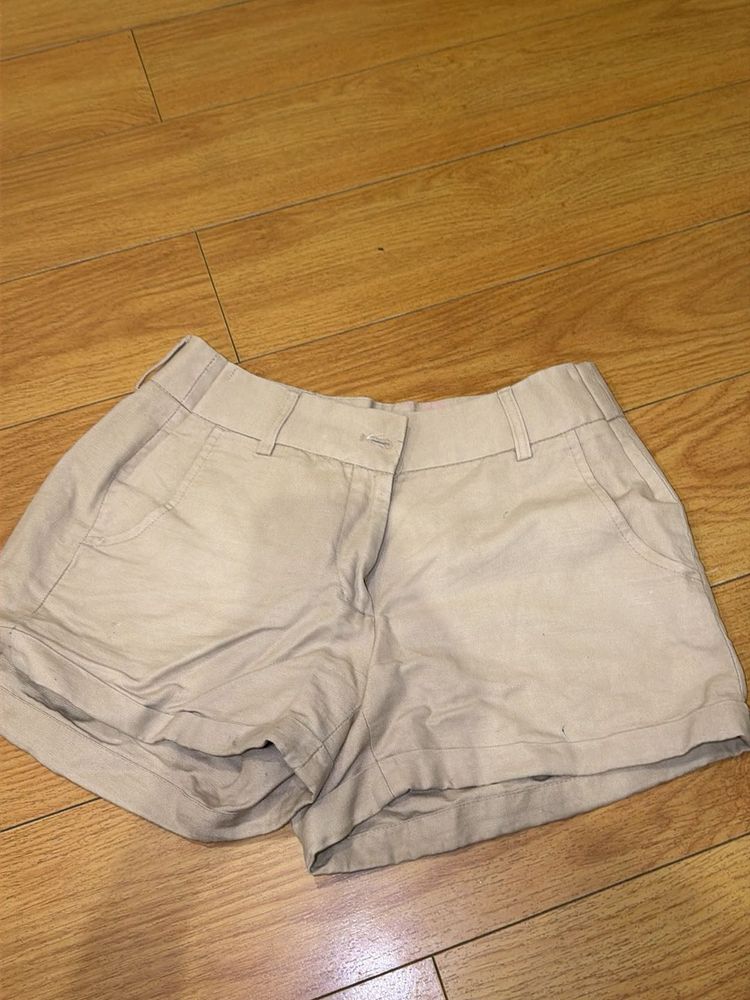 Casual Beige Shorts