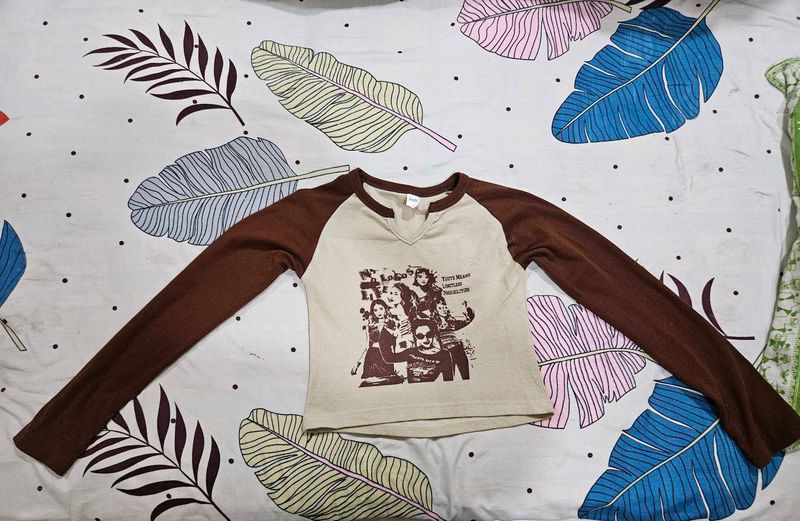 Graphic Print Longsleeve Top