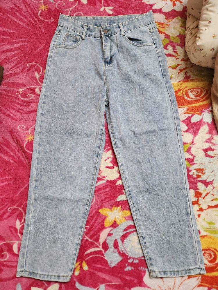 High Waisted Jeans