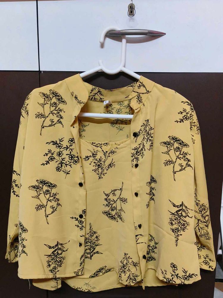 Floral Print Top with Buttons