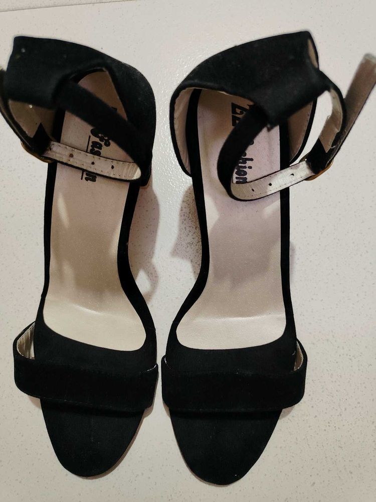 Black Sandals