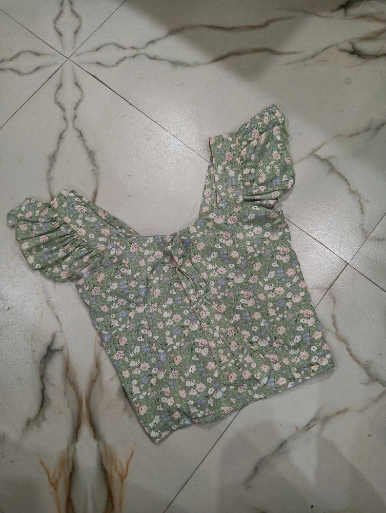 Women Floral Crop Top