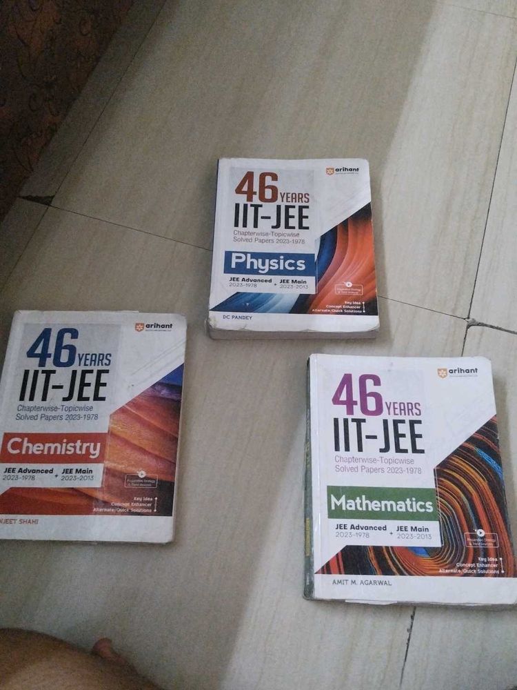 IIT-JEE Exam Prep Books