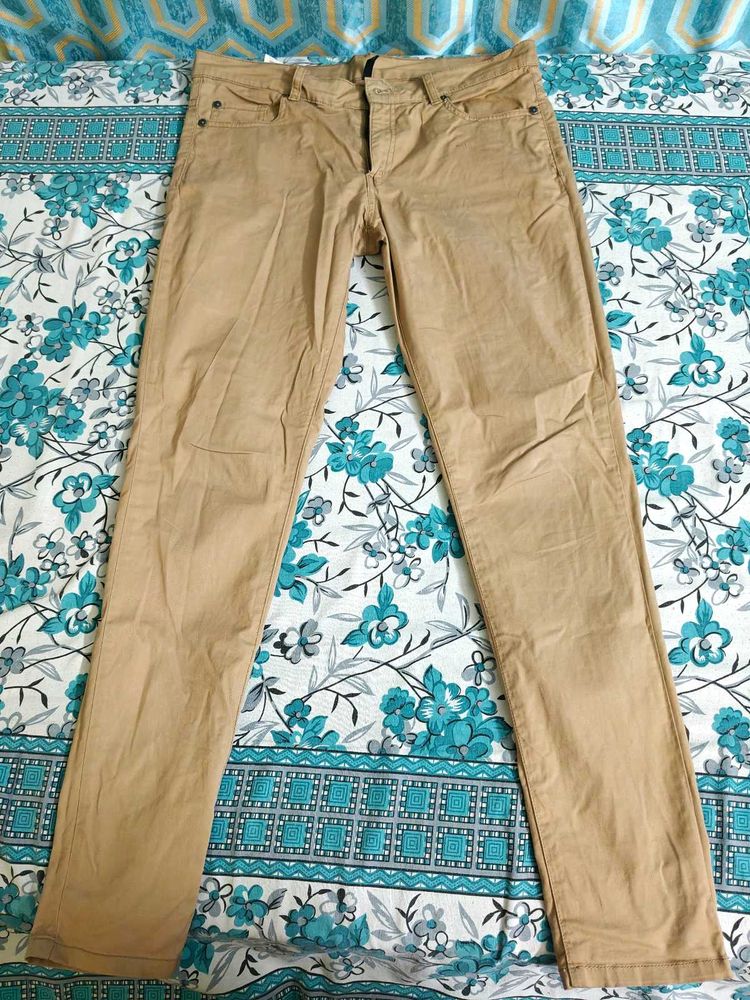 Slim Fit Khaki Pants