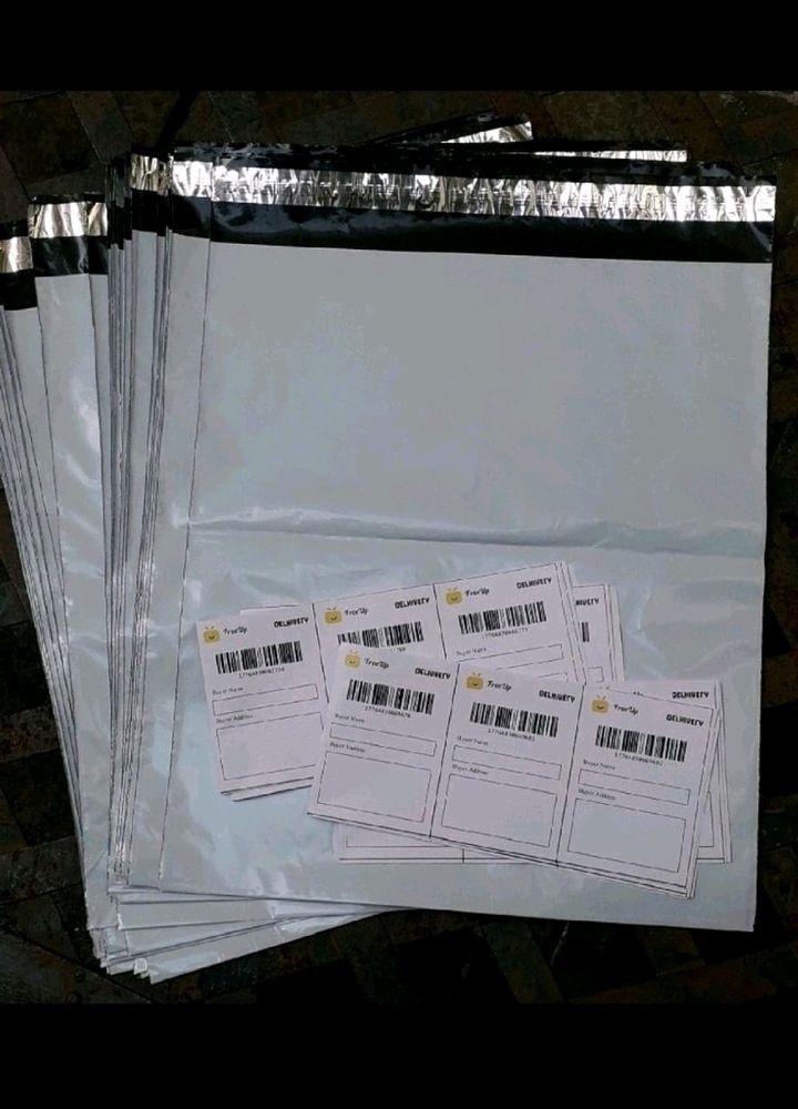6 Big Packing Bag And Labels With Freebies