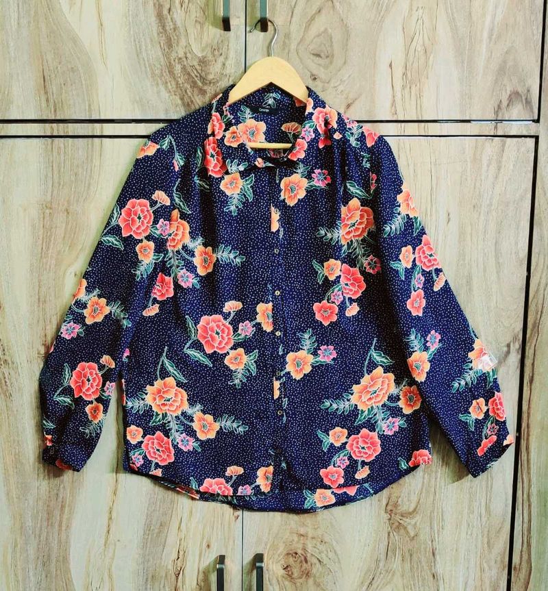 Black Floral Desgin Shirt Size-44