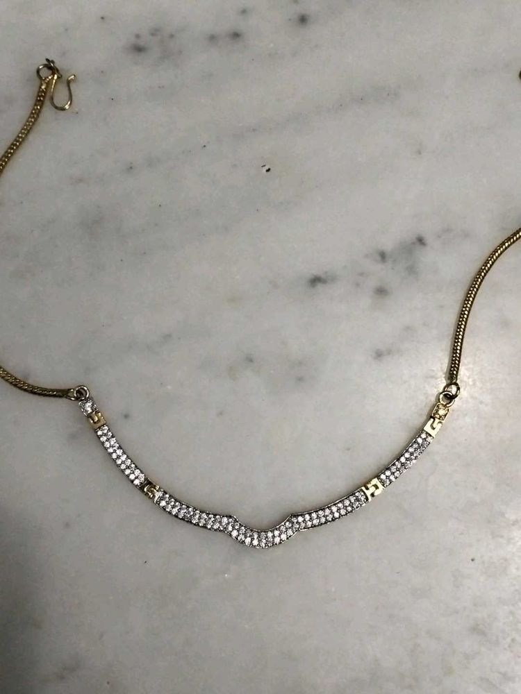 AD Necklace