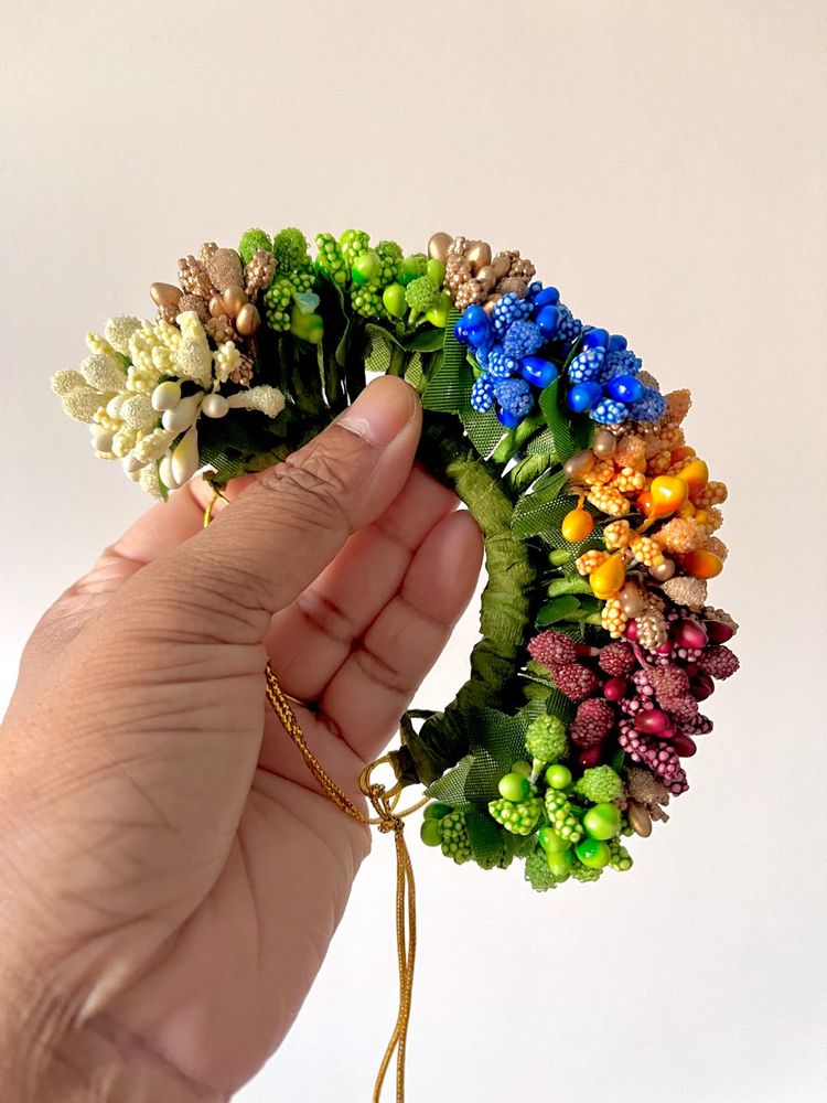 Multi Coloured Flower Gajra