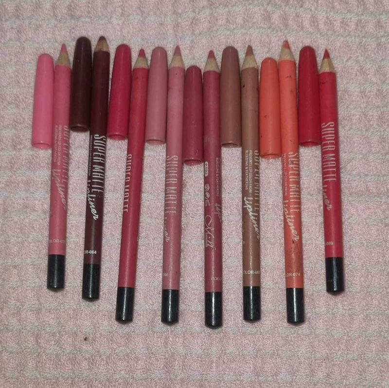 Multicoloured Lip Liners SET of 8