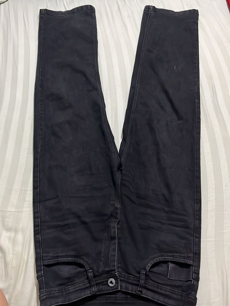 Black Jeans