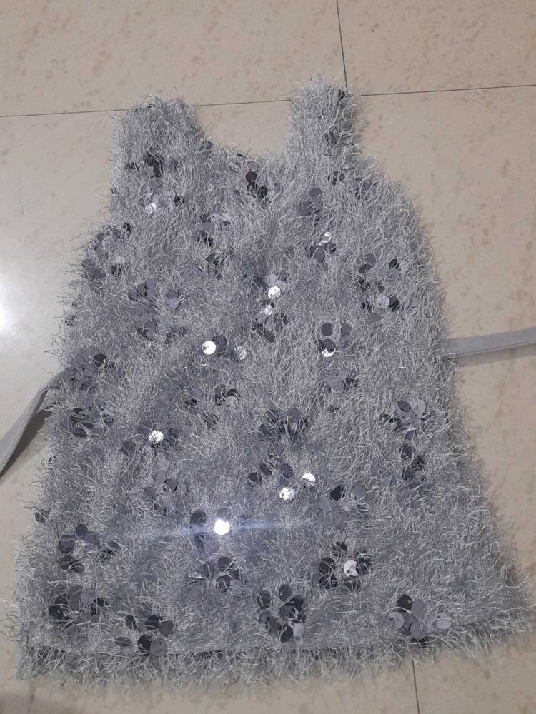 Cute Silver Sequin Top