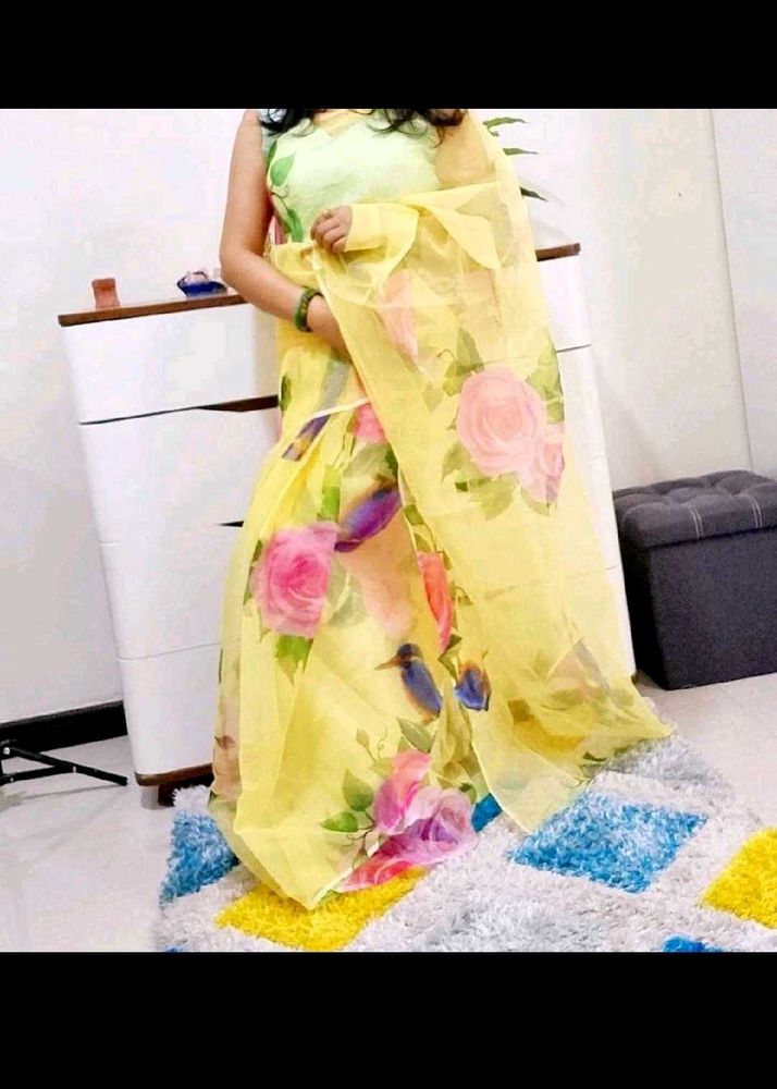 Set Of 2 Elegant Floral Saree
