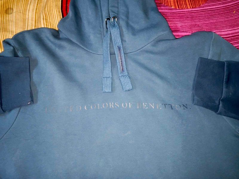 United Colors Hoodie