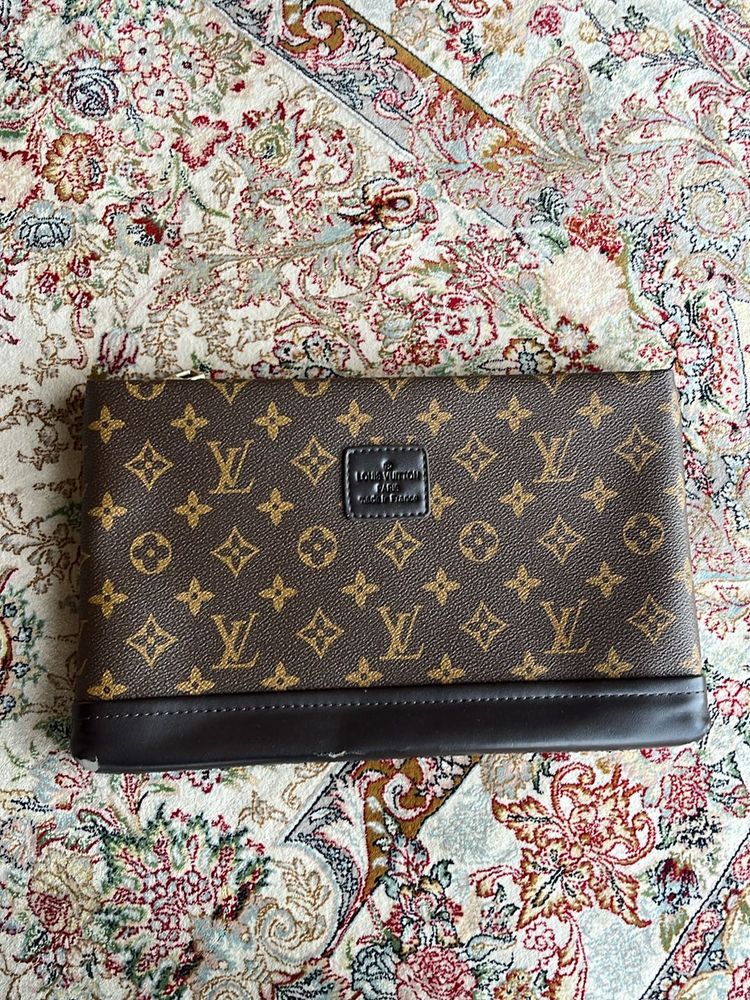 Louis Vittion Copy Clutch Bag