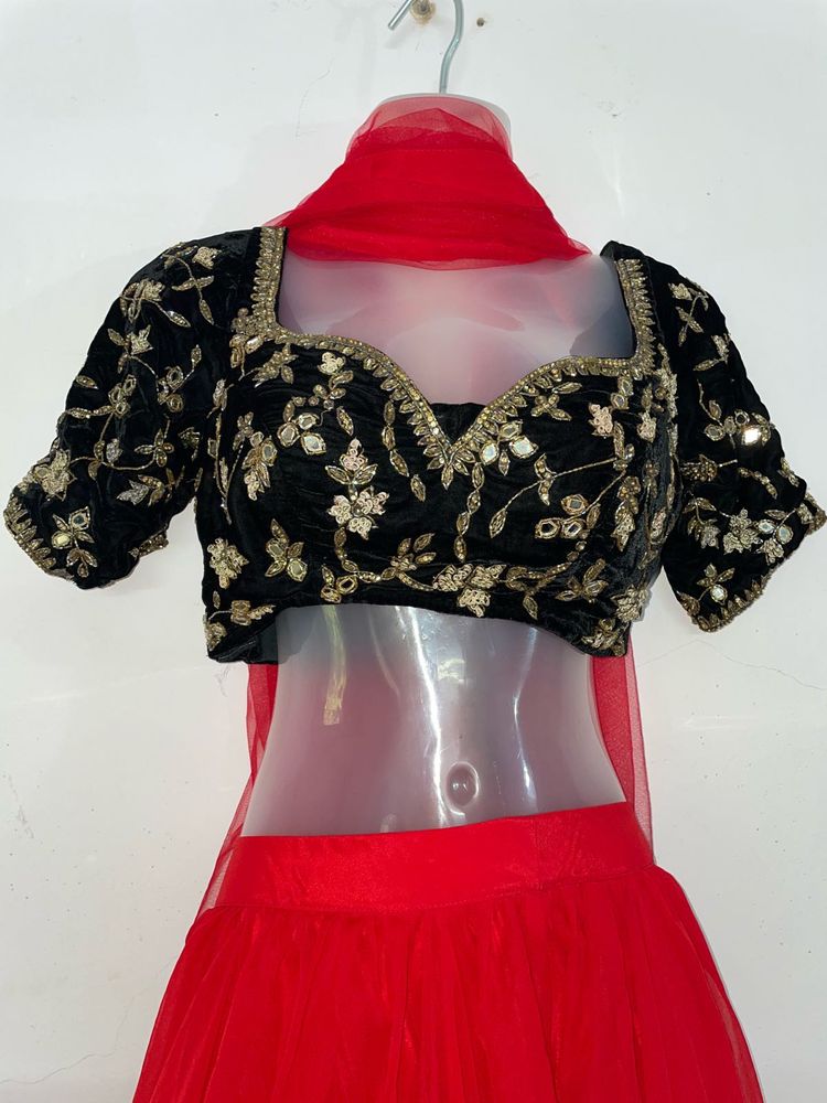 LEHENGA CHOLI