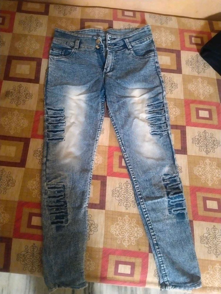 Stylish Distressed Denim Jeans