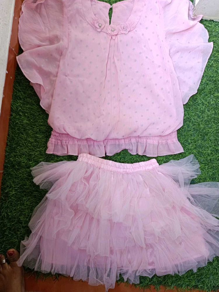 Cute Pink Top &amp; Skirt Set