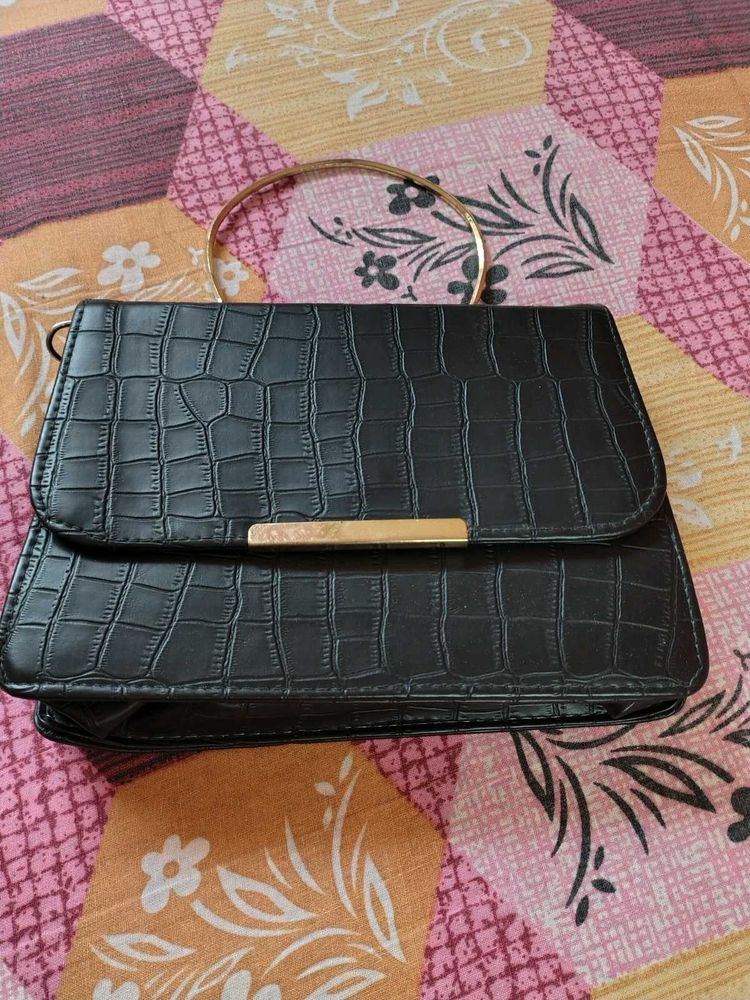 Chic Black Handbag
