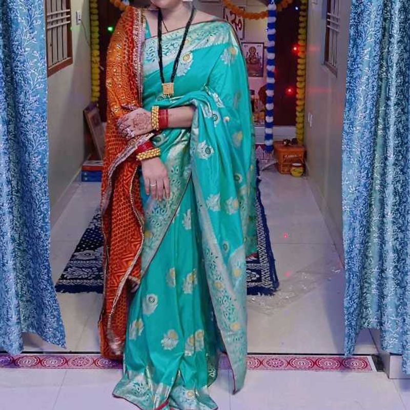 Green dola  Silk Saree