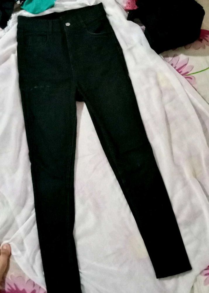 Black Skinny Jeans