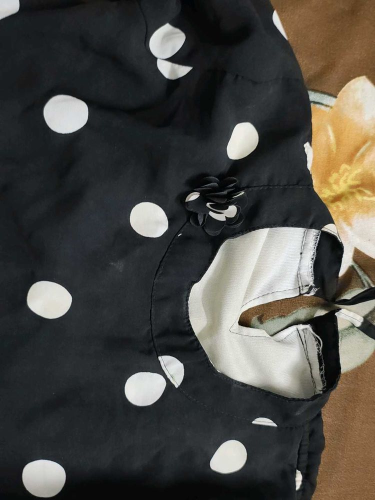 Combo Of Two Tops Black And Blue