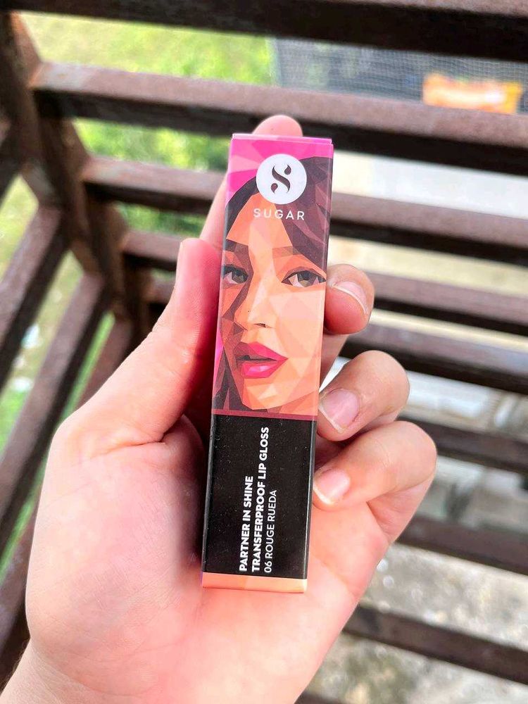 SUGAR Shine Transferproof Glossy Lipstick