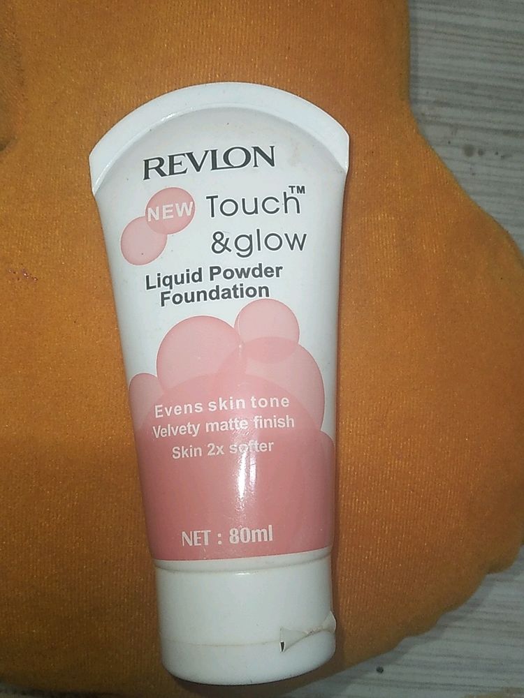 Revlon Liquid Powder Foundation Skin Tone