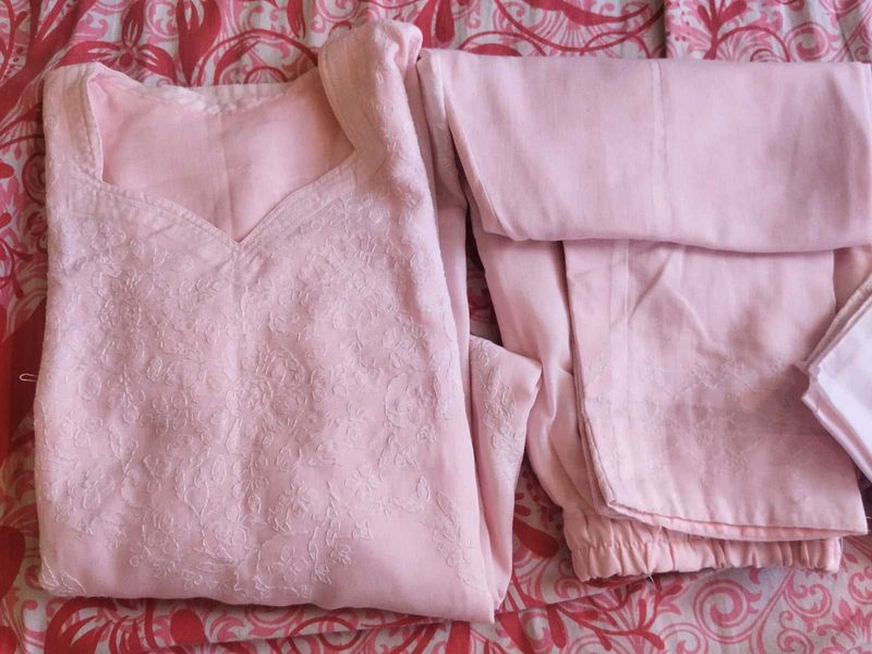 Lucknow Thread Work Suits For Women