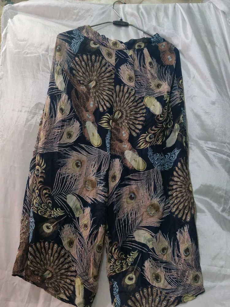 Feather Print Palazzo Pants