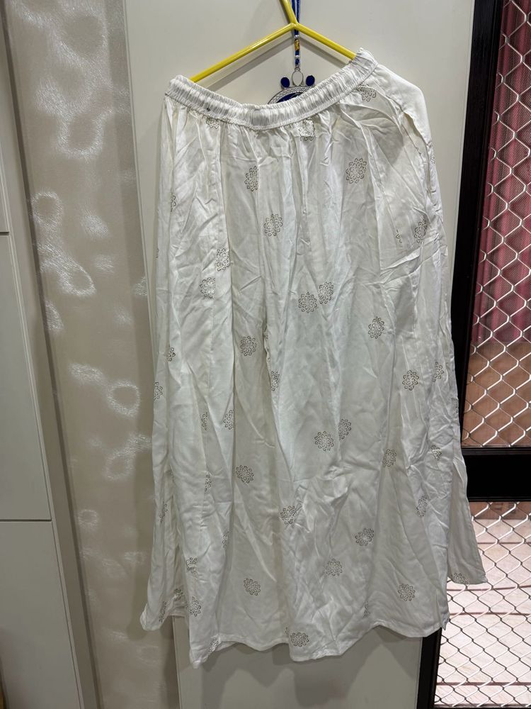 White Embroidered Long Skirt