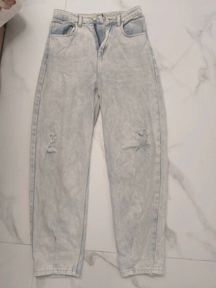 Ripped Baggy Denim(26)