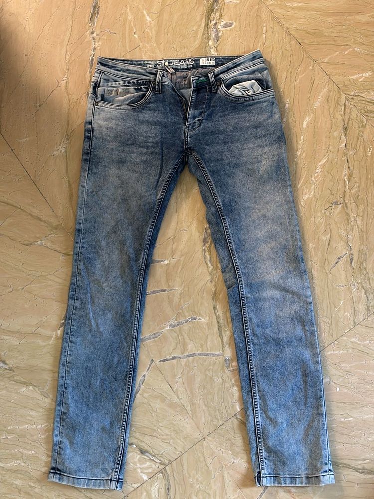 Men&#39;s Distressed Wash Denim Jeans