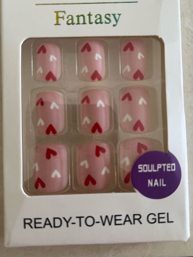 Fantasy Pink Heart Press-On Nails