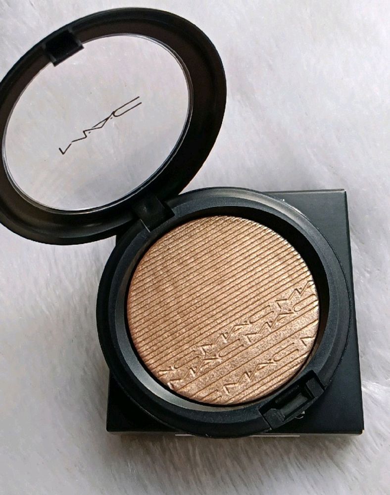 Mac Highlighter ♥️💕