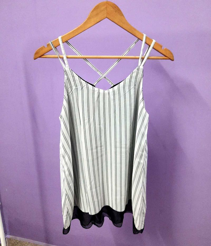 Chic &amp;breezy Vibes Top