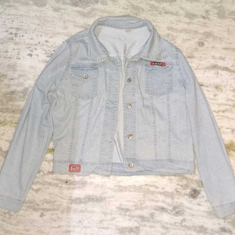Denim Jacket, Trendy And Aesthetic!