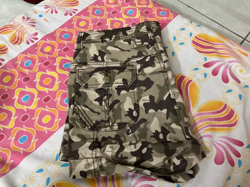 Camouflage Cotton Shorts