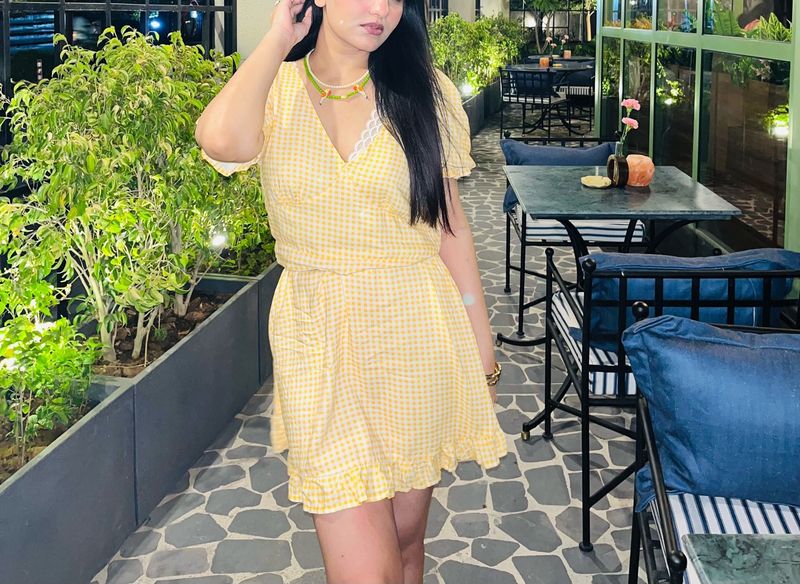 H&amp;M Yellow Gingham Dress