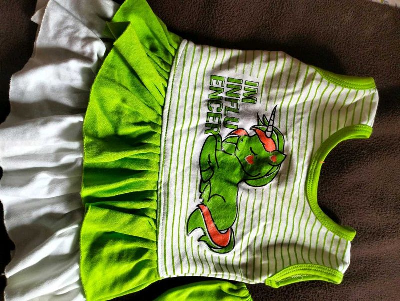 Cute Green Unicorn Outfit