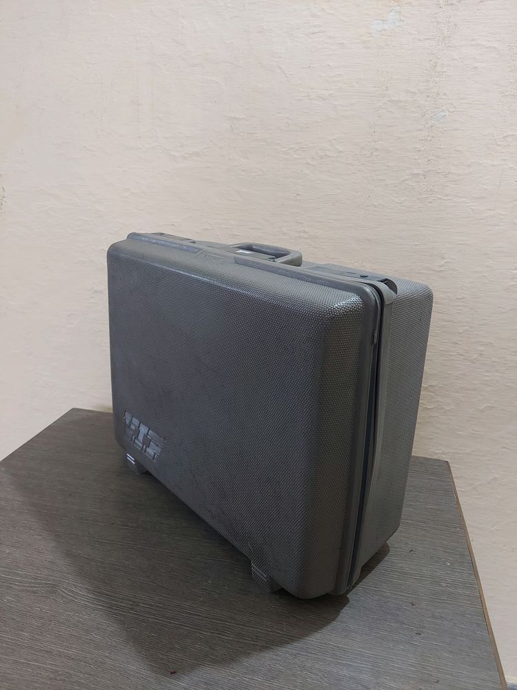 Brand New VIP Luggage Bag 32 Litre