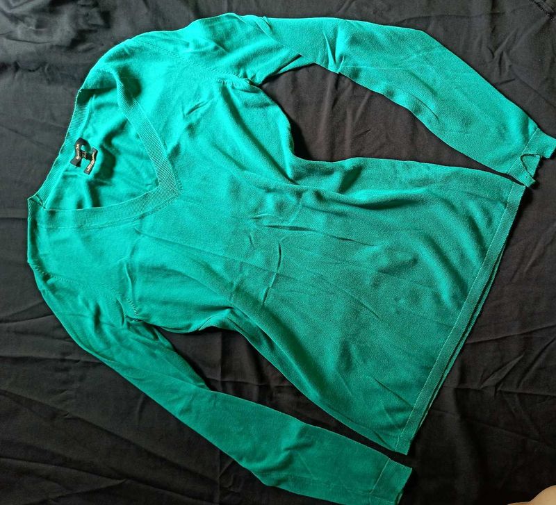 Long-Sleeve Pullover