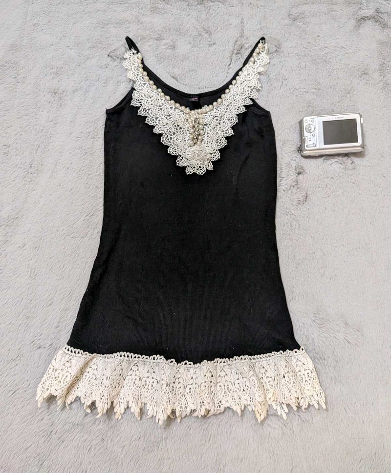 Cute floral white lace Top