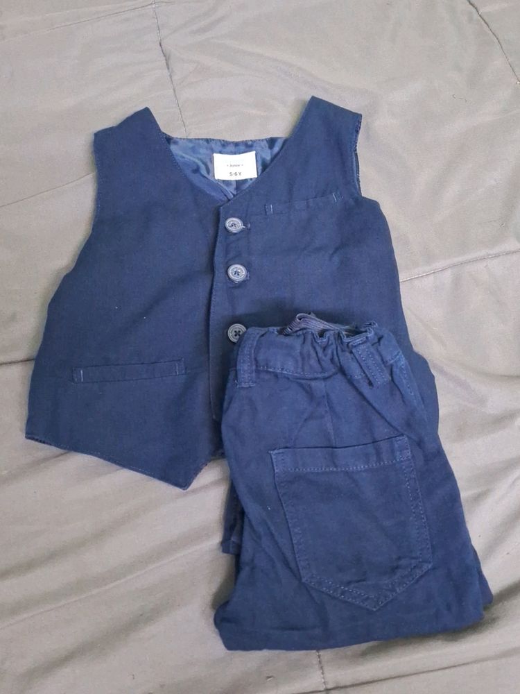Kids Waist Coat With Pant