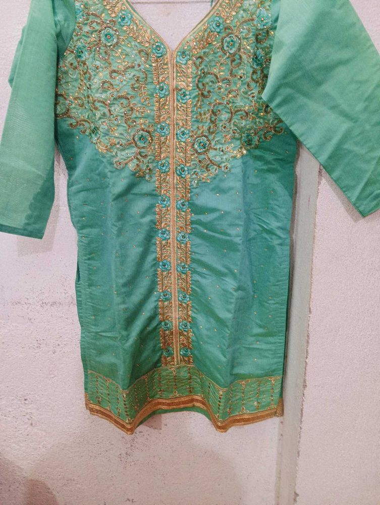 Beautiful ❤️ Kurti Set For Women.