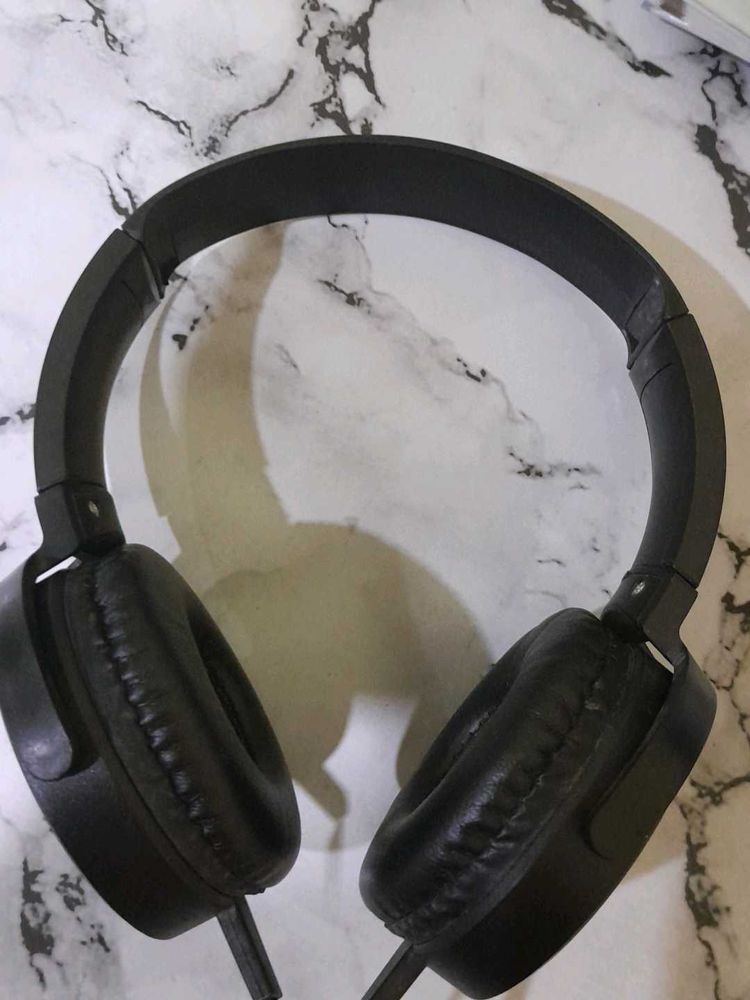 New Black Headphone