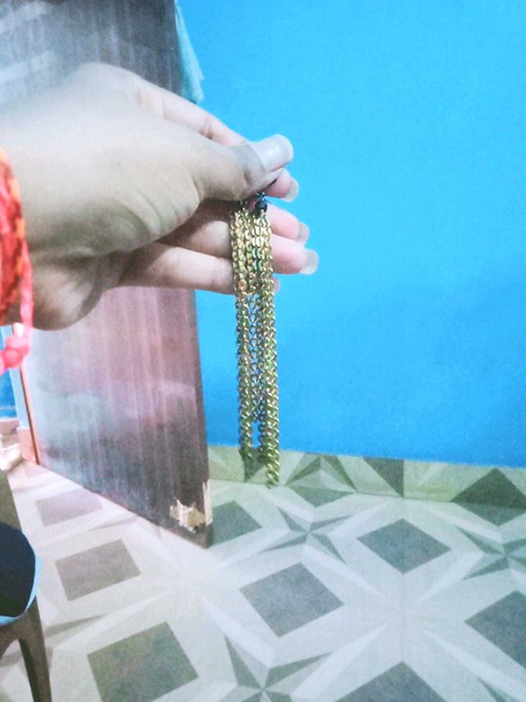 Gold Jhumka
