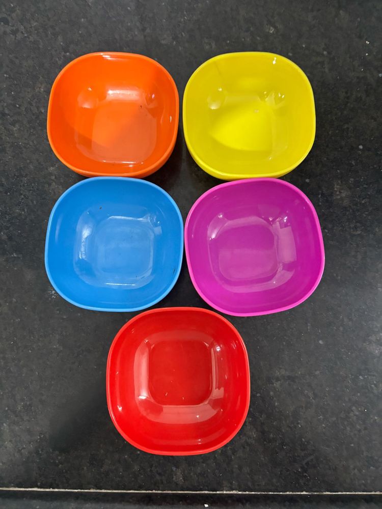 Colorful Bowl Set